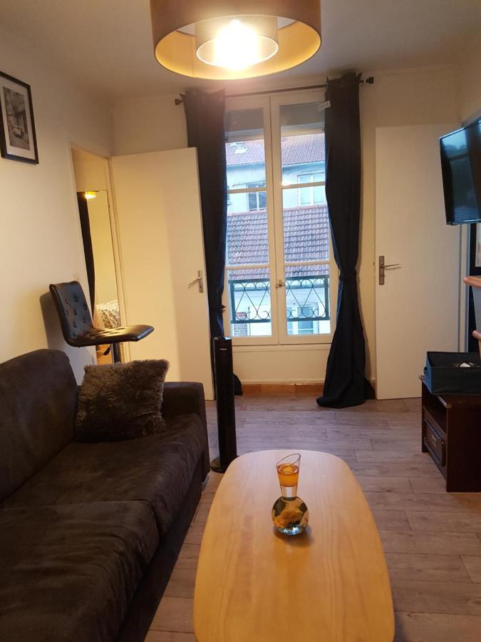 Ferienwohnung Accueillant Et Cosy Charenton-le-Pont Exterior foto
